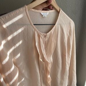 Club Monaco Silk button front blouse peach Size medium